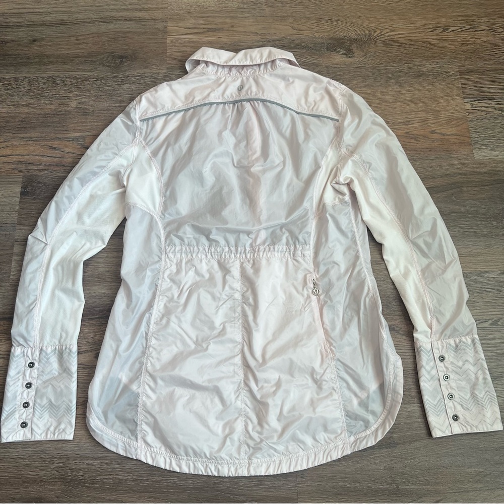 Lululemon Pedal Power Wind Shirt Jacket Neutral Blush Size 8 Silver Hardware - Picture 7 of 13
